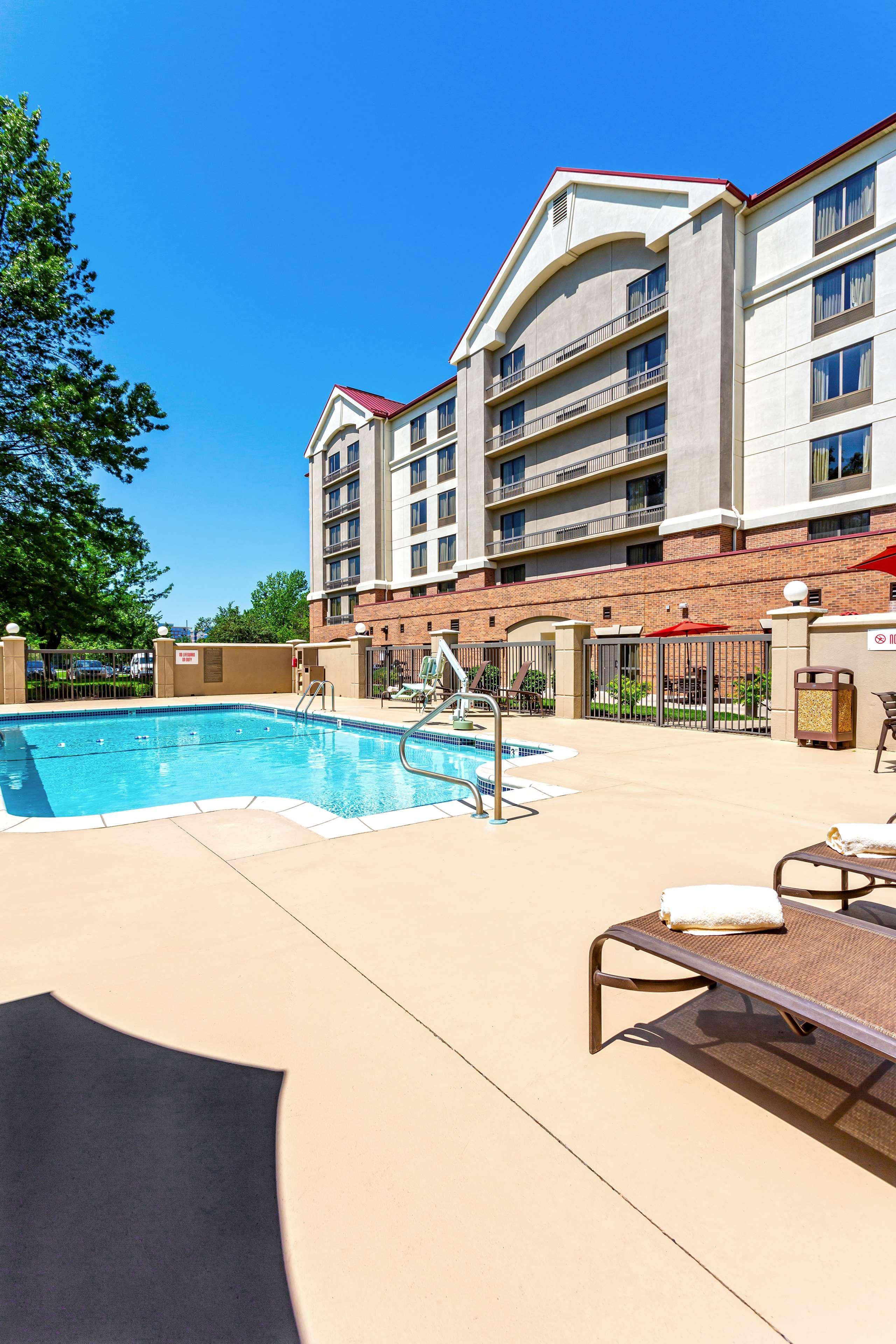 Hyatt Place Kansas City/Overland Park/Convention Center Esterno foto