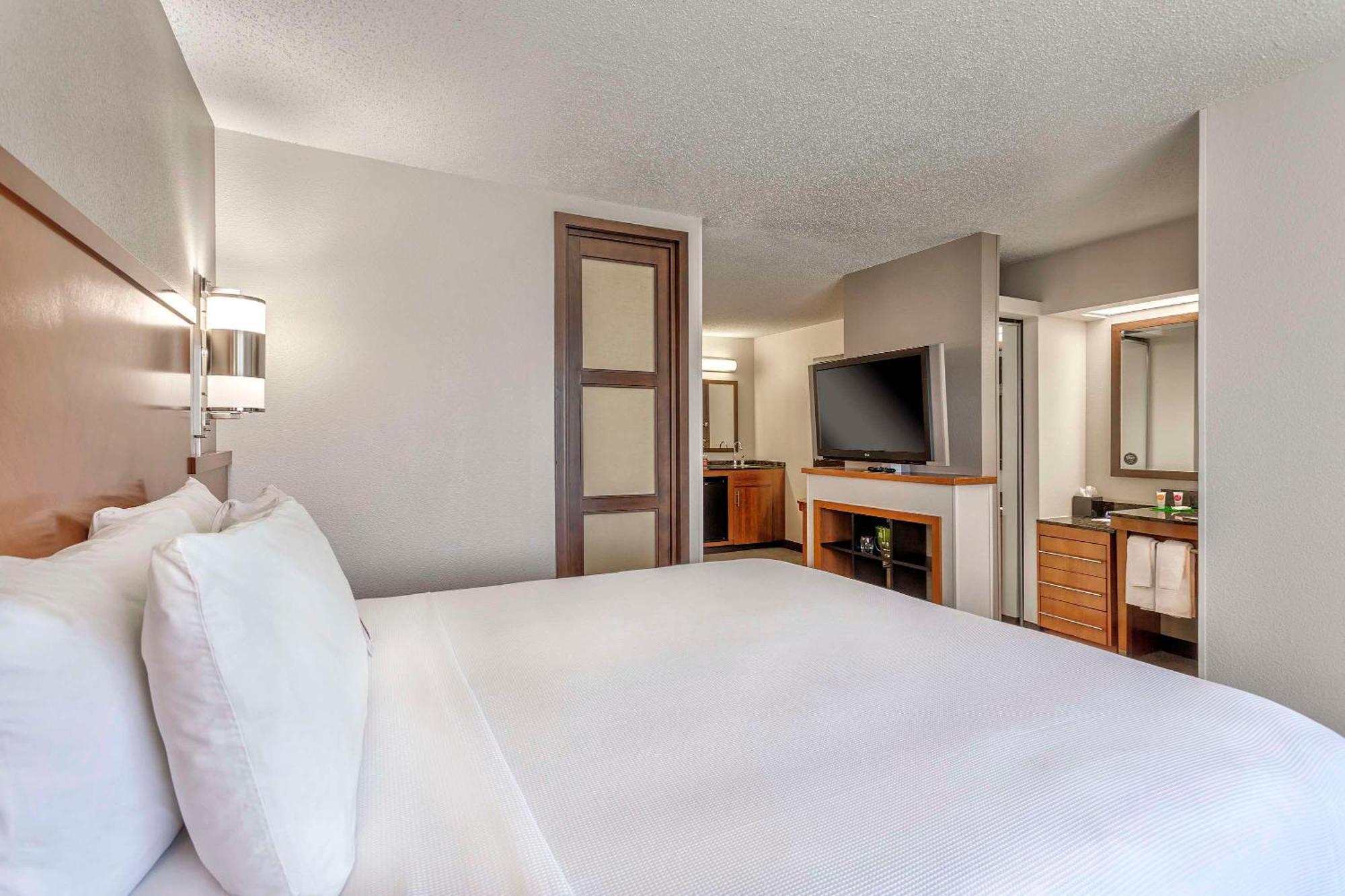 Hyatt Place Kansas City/Overland Park/Convention Center Esterno foto