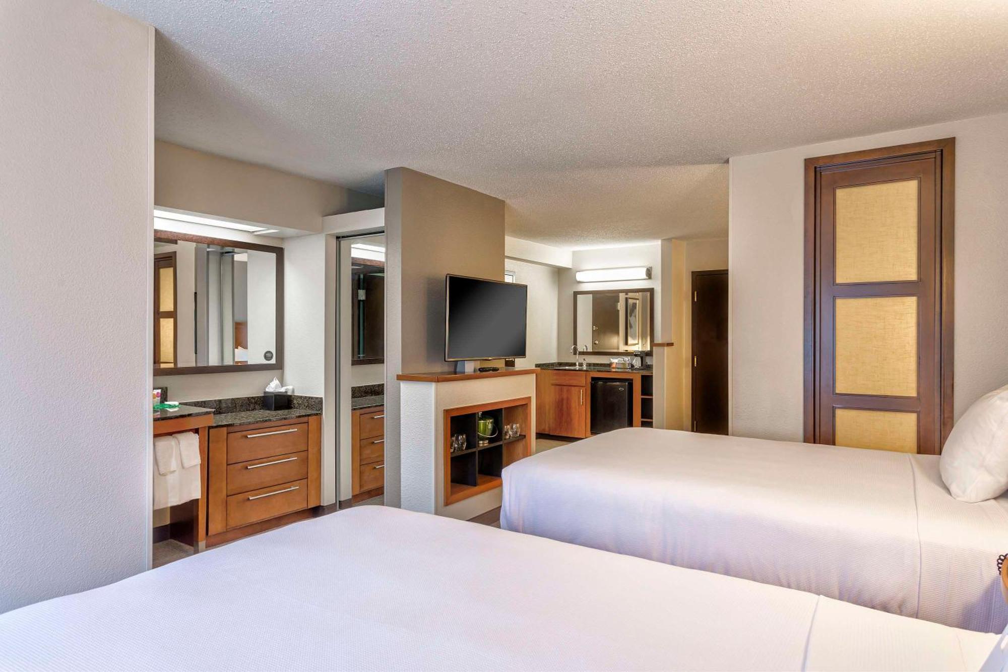 Hyatt Place Kansas City/Overland Park/Convention Center Esterno foto